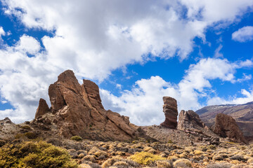 The Roques de Garcia in Del Teide National Park. Tenerife, Canary Islands, Spain. - 725718534