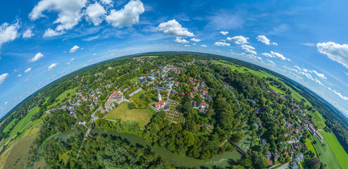 Grafrath im oberbayerischen Kreis Fürstenfeldbruck im Luftbild, Panoramablick auf den Ort