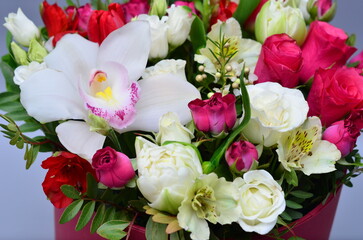 fresh flowers and compositions for Valentine's Day