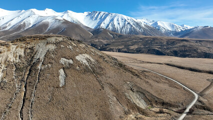 The mountains and hills around the Porters Pass ski fields