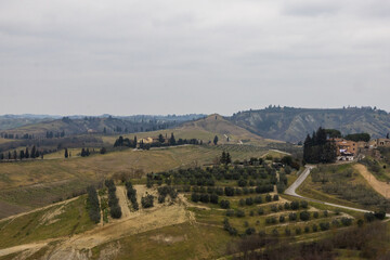 Vista panoramica dal borgo medievale di Certaldo in Toscana, Italia