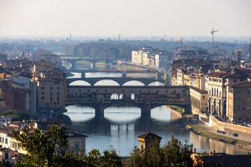 Fototapeta na wymiar Ponte Vecchio a Firenze, Italia