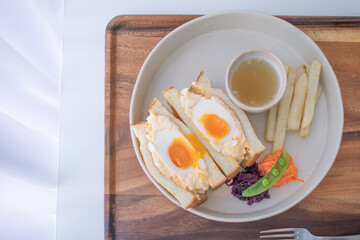 卵のサンドイッチ