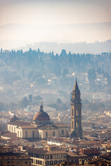 Vista panoramica di una chiesa a Firenze, Italia