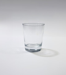 생수, 물 컵, 깨끗하다, 음료수, 마시다, 비어있다