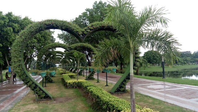 lahore minare pakistan garden