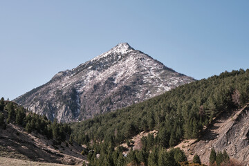 Paisaje del pico Cerler en el Pirineo aragonés