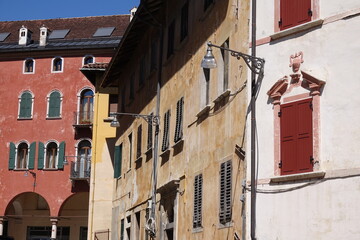 Haeuser in Belluno, Italien