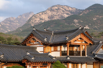 韓国の伝統家屋が並ぶ恩平韓屋村