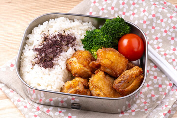 鶏唐揚げ弁当