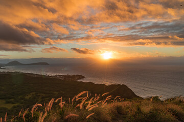 sunrise on the diamond head in honolulu on oahu in hawaii