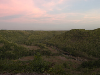 Fototapeta na wymiar evening scenery in bukit lintang sewu, dlingo, bantul