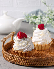 mini cake basket with meringue cream