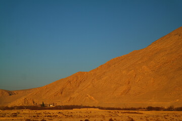 Fototapeta na wymiar Beautiful dry mountains in Quetta, Pakistan