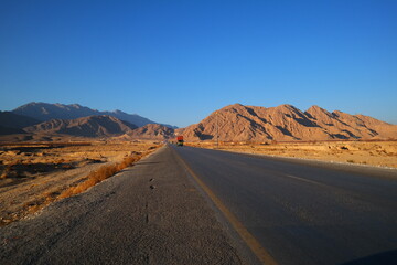 Fototapeta na wymiar Beautiful dry mountains in Quetta, Pakistan