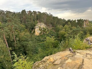 Wanderer an den Klusfelsen bei Halberstadt