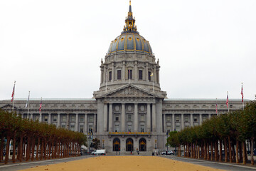 San Francisco, California: San Francisco City Hall - 726698794