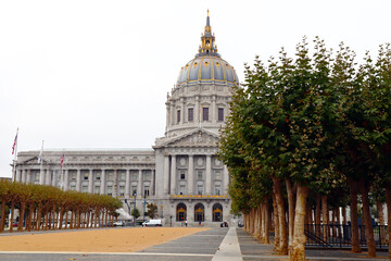 San Francisco, California: San Francisco City Hall - 726698797