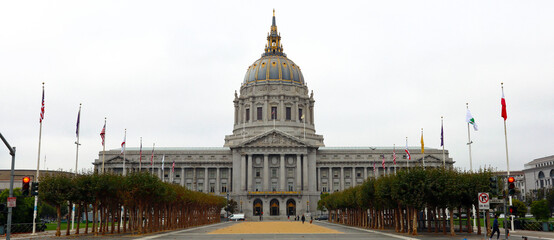 San Francisco, California: San Francisco City Hall - 726698798