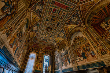 "Siena Splendor: Capturing the Essence of Tuscany's Historic Gem"
