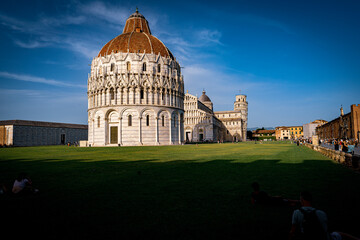 "Pisa Perspectives: Iconic Leaning Tower and Tuscan Elegance"
