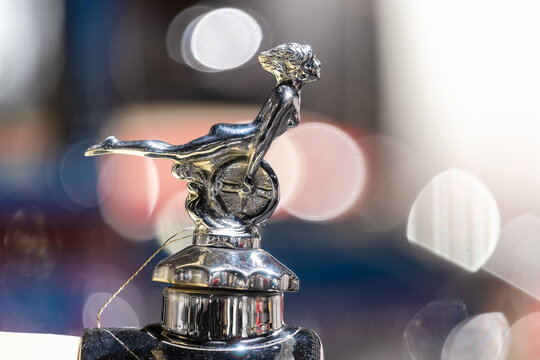Close up of the bonnet ornament on a 1929 Lanchester 30HP sports tourer