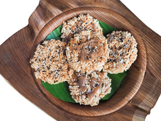 Khaotan, rice cracker on leaf plate