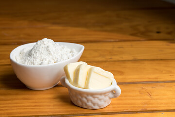小麦粉　バター　flour butter