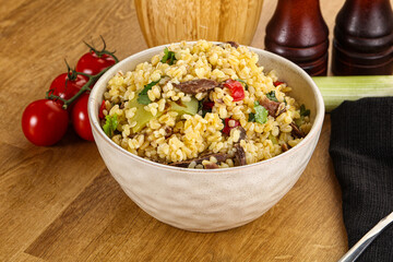 Bulgur with lamb and vegetables