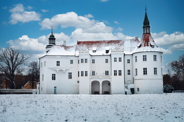 Fuerstlich Drehna Schloss - Winter - Schnee - Brandenburg - Deutschland - Wasserschloss - nahe...