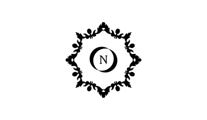 Luxury Moon Circle Retro Alphabetical Logo