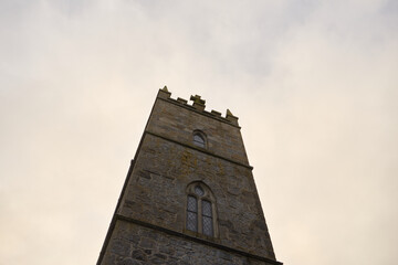 wieża kościelna, Irlandia 	 - obrazy, fototapety, plakaty