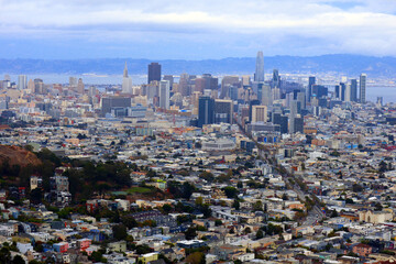 Obraz premium San Francisco, California: View of San Francisco skyline from Twin Peaks