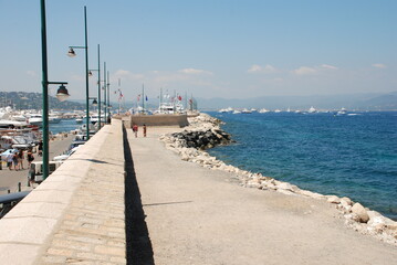 Obraz premium view of the port of Saint-Tropez
