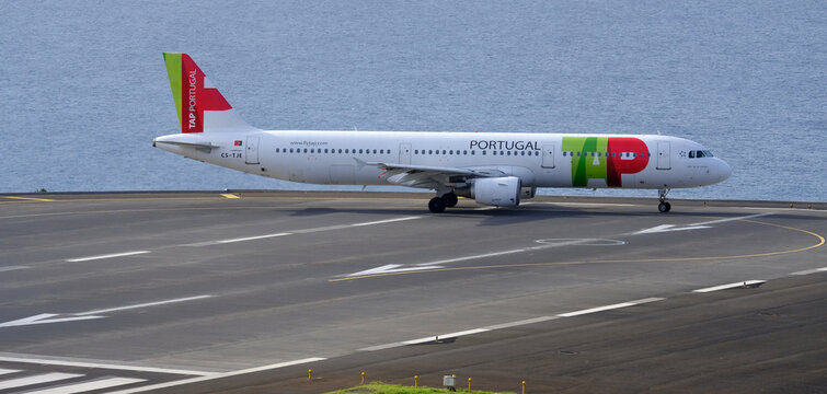 Airbus A321-211 TAP Air Portugal at Cristiano Ronaldo Airport, Madeira, Portugal