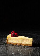 Cheesecake with raspberry