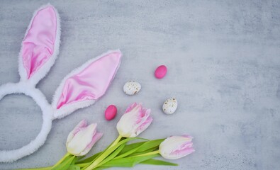 easter bunny and pink tulips