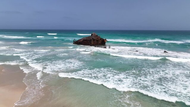 Afrika - Kap Verde - Boa Vista &ndash; Strand &ndash; K&uuml;ste &ndash; Wellen -  Schiffswrack &ndash; Cabo Santa Maria