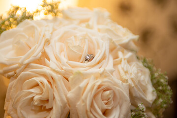 White Roses with a Ring