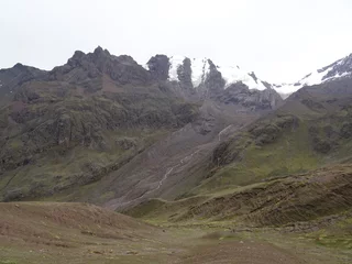 Crédence de cuisine en verre imprimé Vinicunca [Peru] Beautiful mountain view from the trail (Vinicunca mountain (Rainbow Mountain))