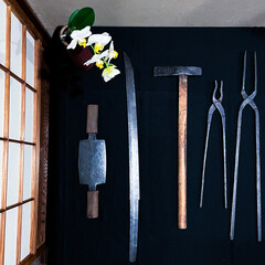 There are still craftsmen who make swords in Kyoto. Not only the swords, but also the tools used to make them are beautiful.