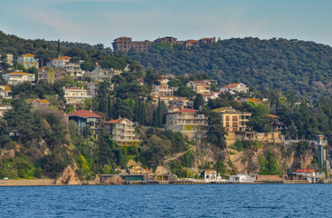 Fototapeta na wymiar villas and hotels on Buyukada island coast (Adalar, Turkey)