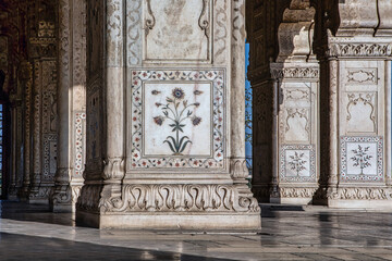 Detail section of a decorative pillar, Red Fort, New Delhi