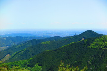 Fototapeta na wymiar 御嶽山の山頂から見た快晴の山々の景色1