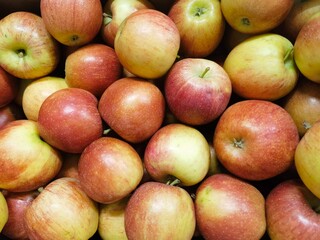 apples 