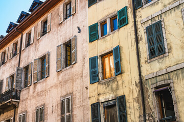 Fototapeta na wymiar Exterior building with windows of Medieval old town