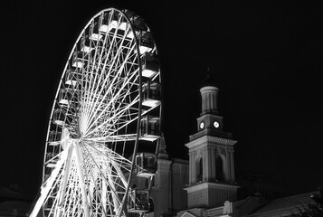 wheel at night