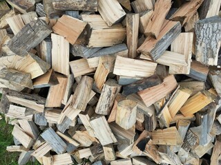 Fire-wood - Bois pour le feu