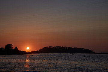 Sunset on Ladeira de Sabaris Beach in Baiona © Uvamenfoto