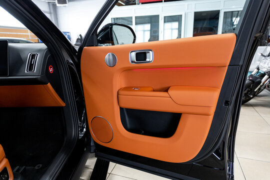interior of a car detail LI L9 SUV Lixiang L9 luxury
